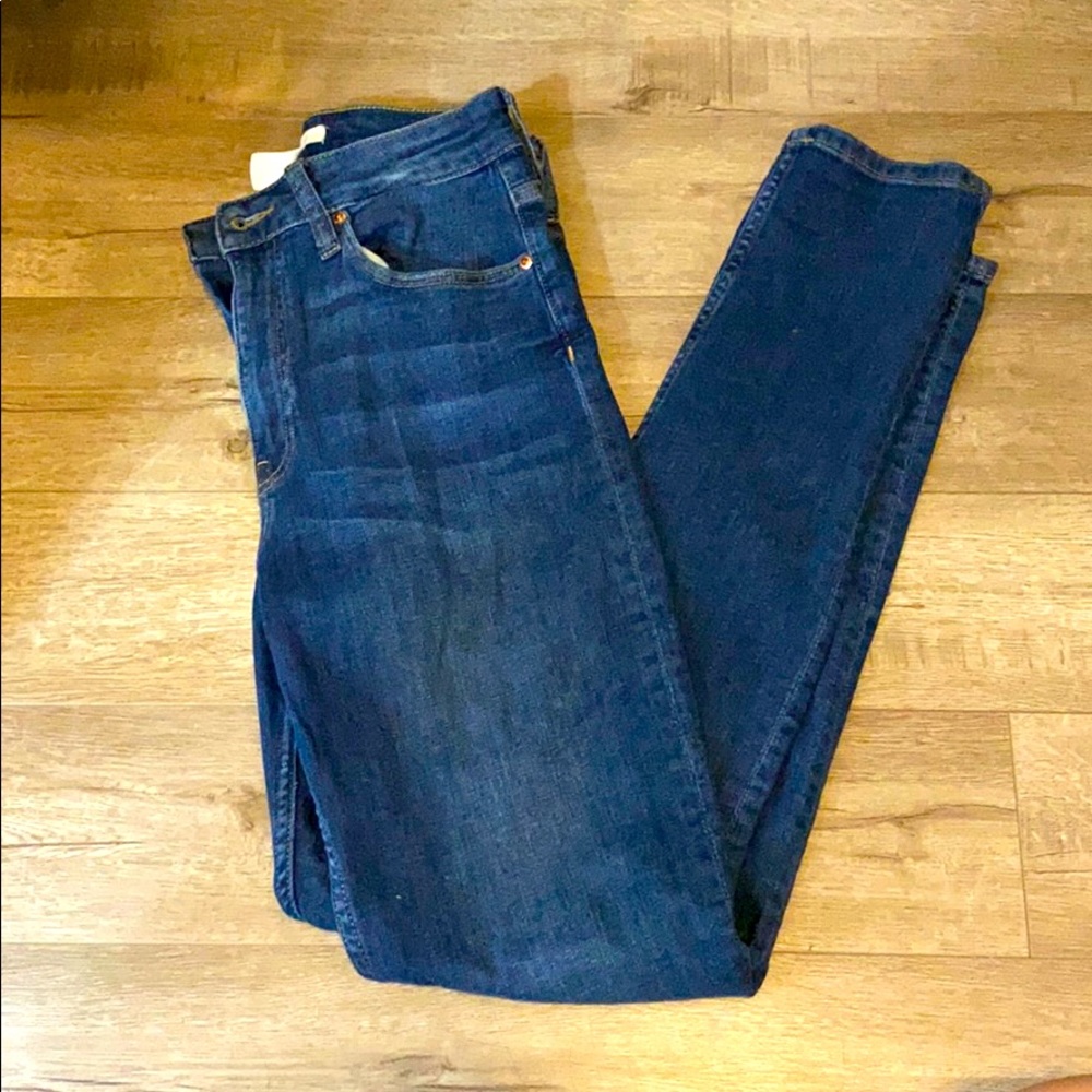 High Waisted Jeans